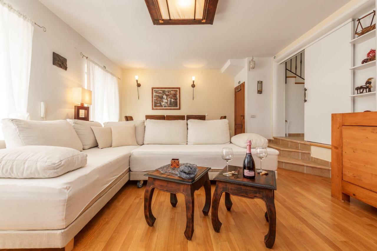 Holiday Home Harmony Žrnovnica 外观 照片