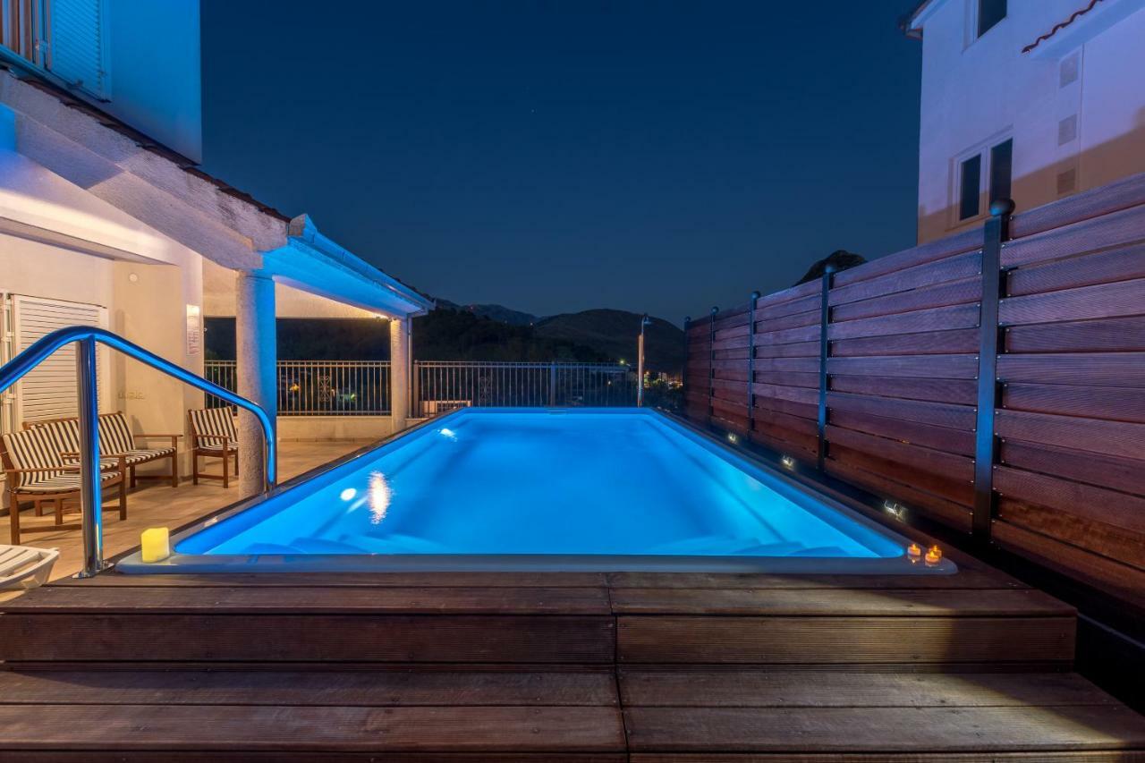 Holiday Home Harmony Žrnovnica 外观 照片