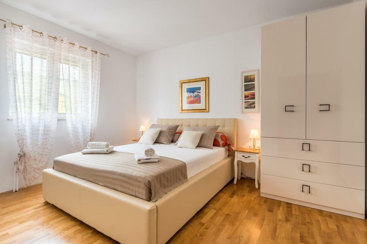 Holiday Home Harmony Žrnovnica 外观 照片