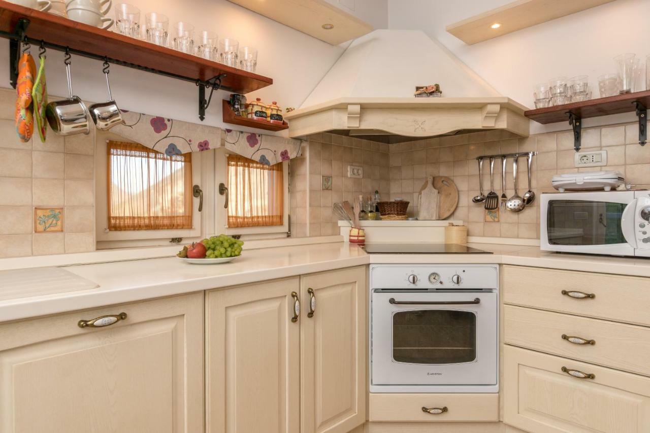 Holiday Home Harmony Žrnovnica 外观 照片